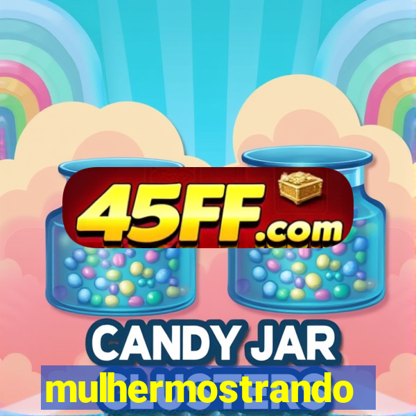 mulhermostrandoopeito